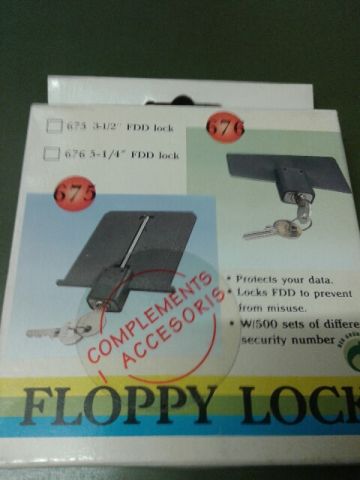 Cerradura seguridad para diskettera 3.5