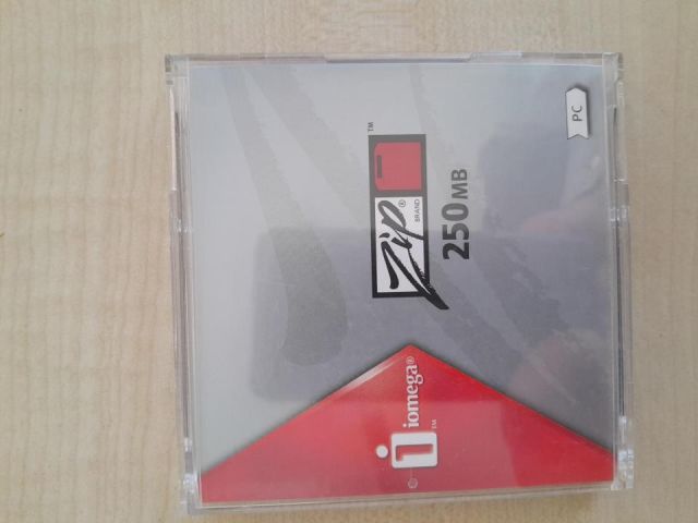 Iomega disco Zip 250Mb formato PC