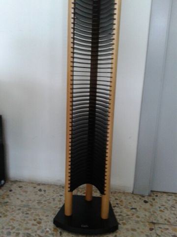Deja archivador CD/DVD 62 unidades Trio 62 torre de plástico